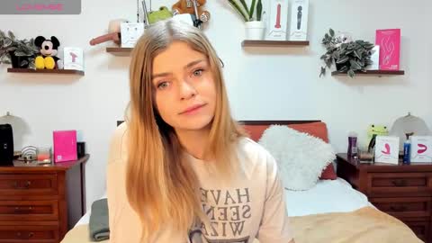 Haley online show from November 14, 8:24 am