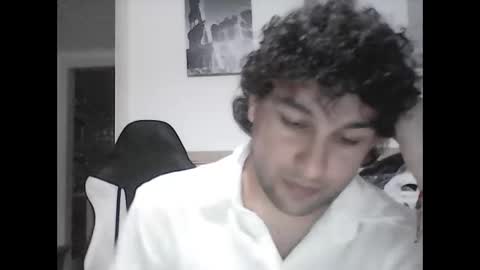 Snapshot of halfblood18 chatting on December 14, 7:07 am halfblood18 online show from December 14, 7:07 am