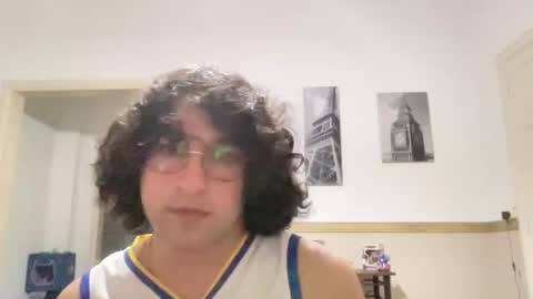 Snapshot of halfblood18 chatting on October 5, 1:04 am halfblood18 online show from October 5, 1:04 am