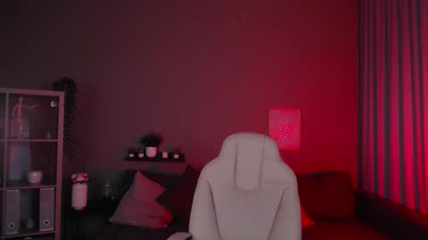 Snapshot of halle_berrry chatting on October 3, 2:25 pm Mary online show from October 3, 2:25 pm