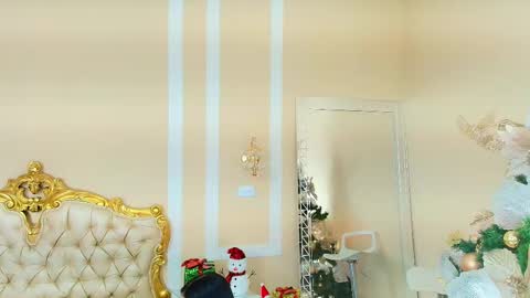 Hallie Stone online show from January 6, 12:09 pm