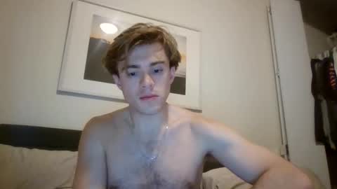 halor456999777 online show from March 27, 5:35 am