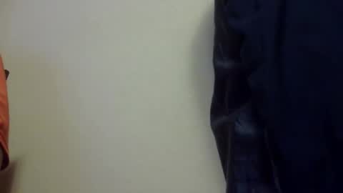 Snapshot of hamhead71 chatting on March 16, 11:31 pm hamhead71 online show from March 16, 11:31 pm