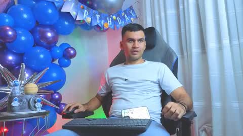 hamiltong12 online show from March 7, 2:30 am