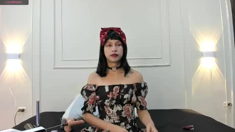 Hamsel  online show from May 4, 8:49 pm
