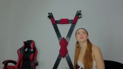 Snapshot of hana_and_zeta chatting on March 28, 12:16 pm Hana and Zeta online show from March 28, 12:16 pm