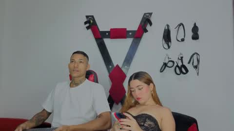 Snapshot of hana_and_zeta chatting on March 29, 12:38 pm Hana and Zeta online show from March 29, 12:38 pm