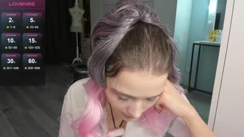 Hana  online show from February 10, 3:05 pm