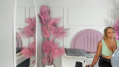 Snapshot of hanaahquinn chatting on January 16, 11:36 am hanaahquinn online show from January 16, 11:36 am