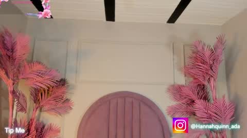 hanaahquinn online show from May 9, 11:37 am