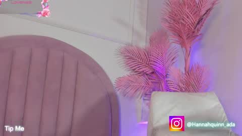 hanaahquinn online show from May 17, 11:39 am