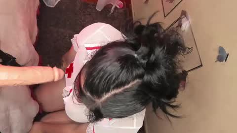 Hanah Montana Independent model online show from October 8, 2:04 pm