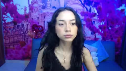 Snapshot of hanaku_8 chatting on December 4, 2:15 pm Hanaku online show from December 4, 2:15 pm
