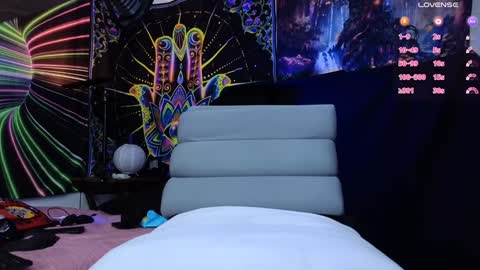 handsoman1 online show from January 11, 12:55 am