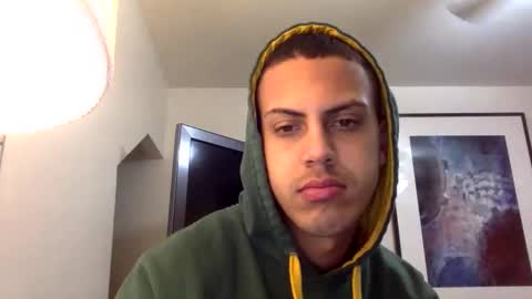 handsome01_ online show from December 22, 12:51 am