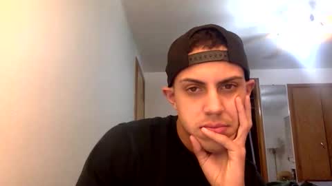 handsome01_ online show from February 6, 12:37 am