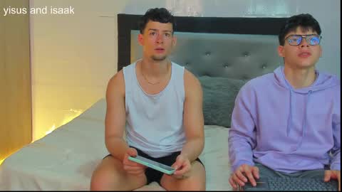 handsome_boys69 online show from April 1, 6:58 am