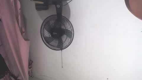 handsome_invictusiv online show from December 21, 12:51 am