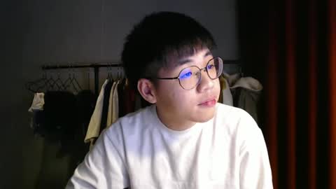 handsome_mannn online show from December 13, 12:31 am