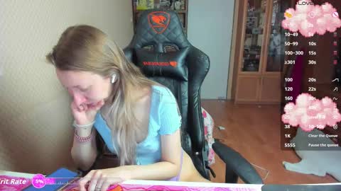 Mila online show from November 24, 6:13 am