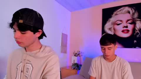 leonardfarrucknick and otis online show from April 24, 2:41 pm