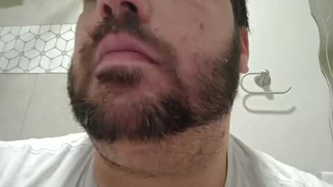 handsomedaddy198923 online show from October 12, 6:12 am