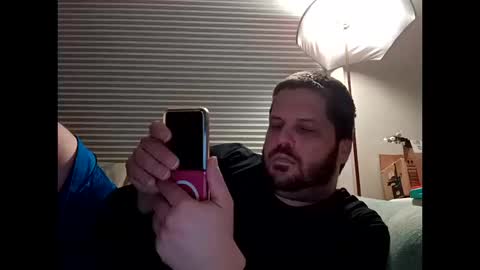 handsomedaddy198923 online show from October 14, 6:25 am