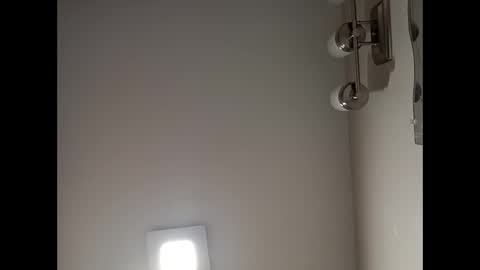 handsomedaddy198923 online show from October 25, 6:10 am