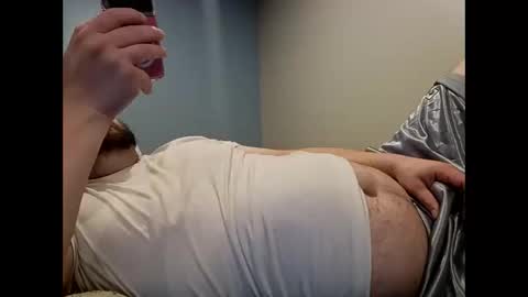 handsomedaddy198923 online show from November 5, 6:52 pm