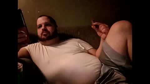 Snapshot of handsomedaddy198924 chatting on March 14, 8:20 am Handsomedaddy198923 online show from March 14, 8:20 am