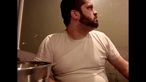 Snapshot of handsomedaddy198924 chatting on April 2, 6:55 am Handsomedaddy198923 online show from April 2, 6:55 am