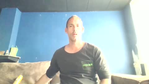 handsomeguy4ever online show from September 22, 11:45 am