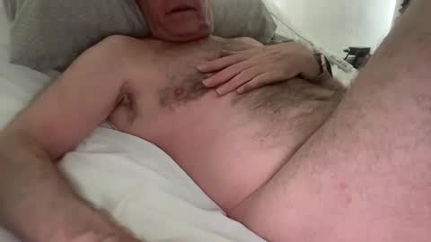 Snapshot of handsomeone6969 chatting on May 12, 12:41 am Handsomeone6969 online show from May 12, 12:41 am