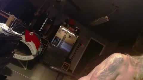 Handystudman online show from December 24, 7:33 pm