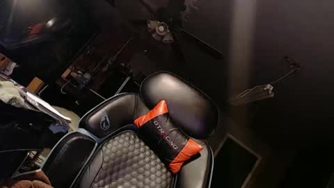 Handystudman online show from November 11, 8:14 am