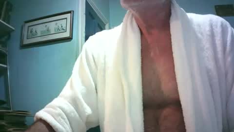 handymanforyou177322 online show from April 13, 9:42 pm