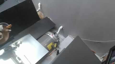 handystud33 online show from September 30, 8:25 pm