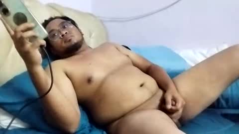 Snapshot of hanis769 chatting on February 16, 11:23 pm Lancap n fun online show from February 16, 11:23 pm