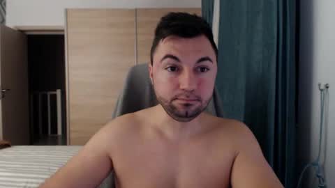 HankMalone online show from December 2, 4:31 am