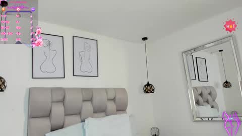 hanna__evans_ online show from November 24, 4:12 am