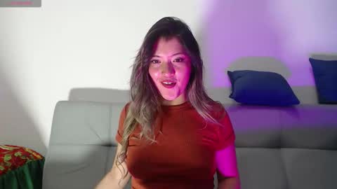 Snapshot of hanna__jones7 chatting on December 23, 12:08 am Hanna online show from December 23, 12:08 am