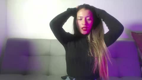 Snapshot of hanna__jones7 chatting on March 11, 11:00 pm Hanna online show from March 11, 11:00 pm