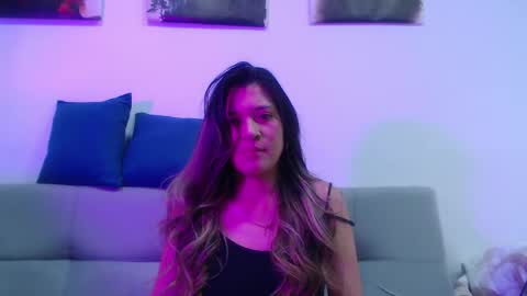 Snapshot of hanna__jones7 chatting on April 4, 8:28 pm Hanna online show from April 4, 8:28 pm