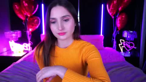 hanna__klein online show from February 13, 10:12 am