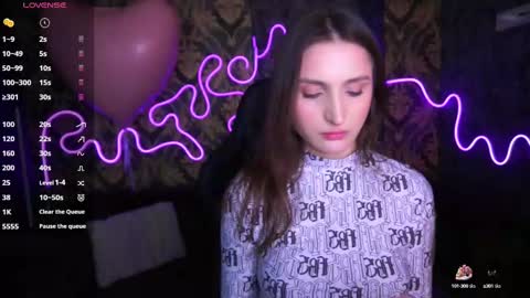 hanna__klein online show from February 18, 6:59 am