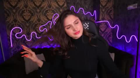 hanna__klein online show from February 24, 5:00 am