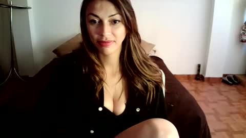 Snapshot of hanna_charming chatting on December 14, 8:08 pm Hanna charming online show from December 14, 8:08 pm