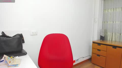 Sara online show from October 13, 1:33 pm