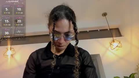 HANNA online show from December 4, 12:36 pm