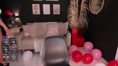 Snapshot of hanna_fost chatting on February 14, 6:10 am im Hanna online show from February 14, 6:10 am